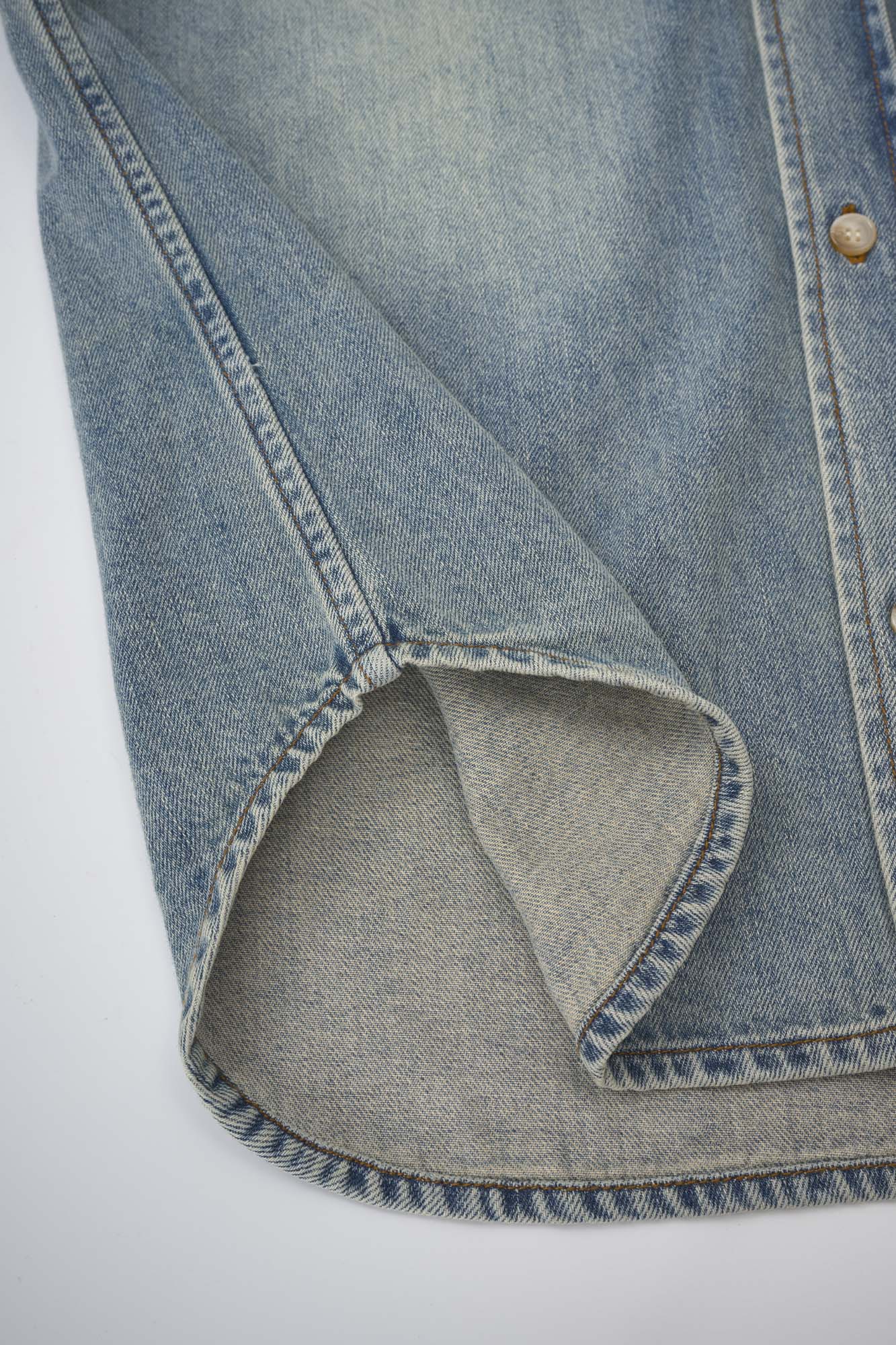 Women‘s Blue Stretch Denim Shirt