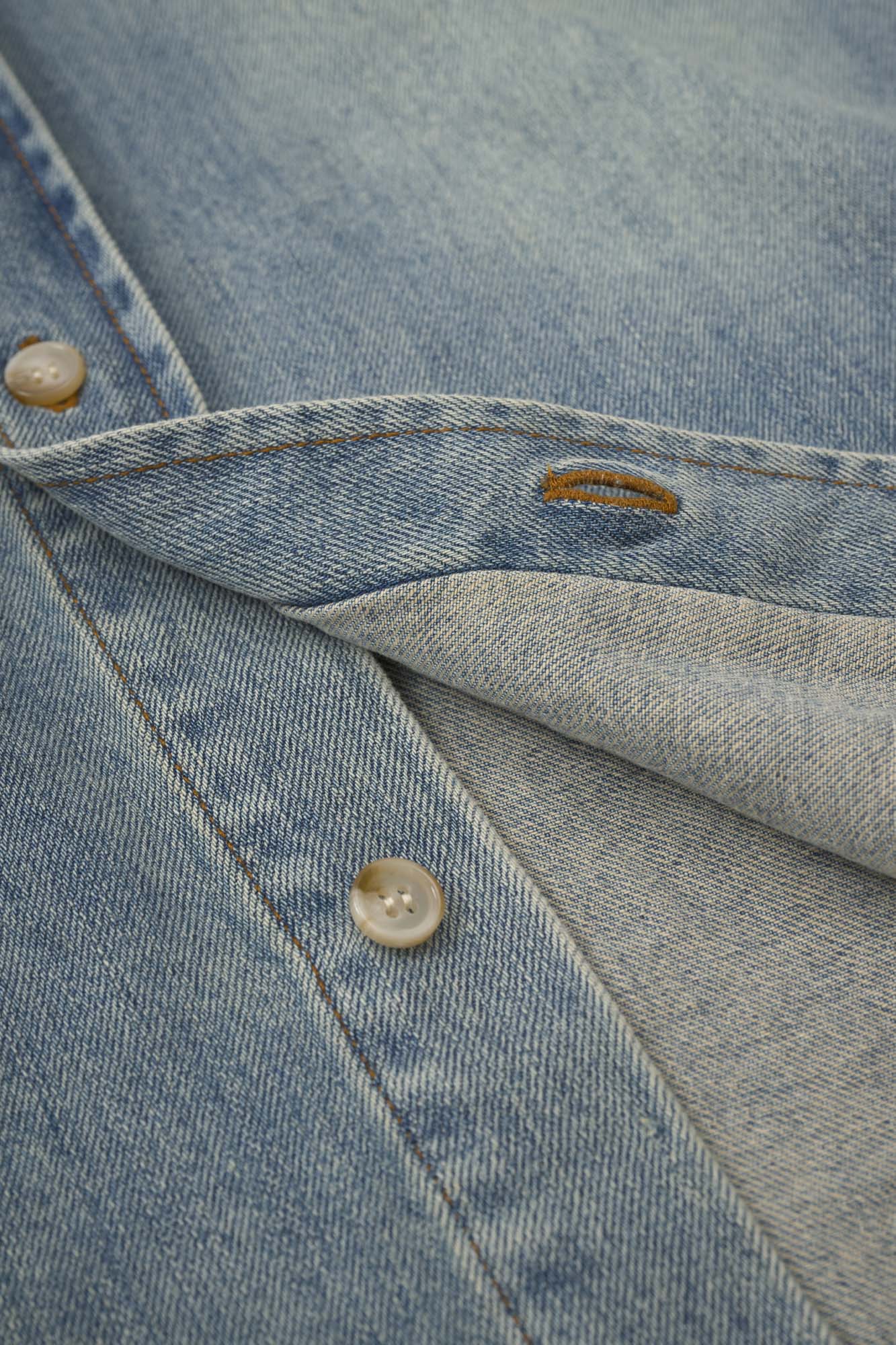 Women‘s Blue Stretch Denim Shirt