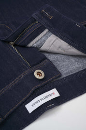 Women‘s Dark Blue Tapered Barrel Jeans