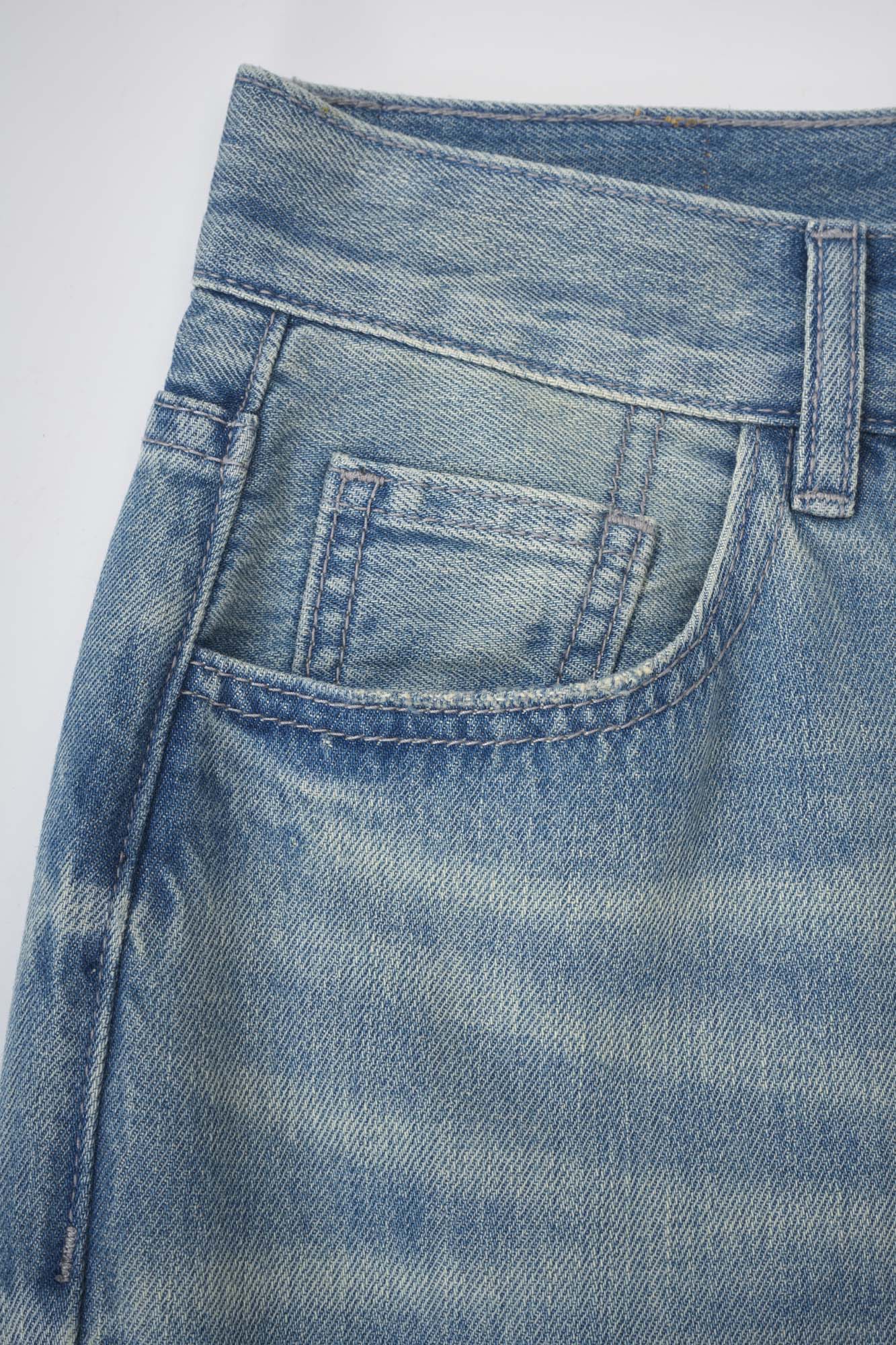 Women‘s Light Blue Cropped Wide Leg Jeans