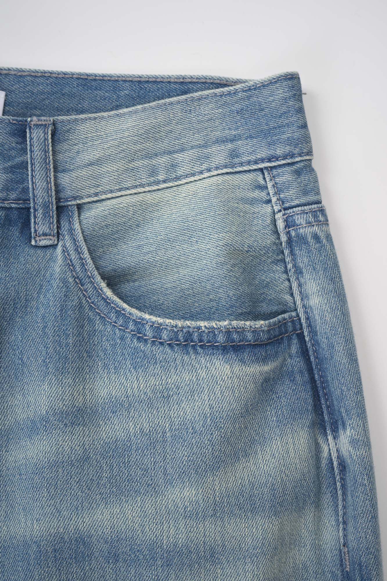 Women‘s Light Blue Cropped Wide Leg Jeans