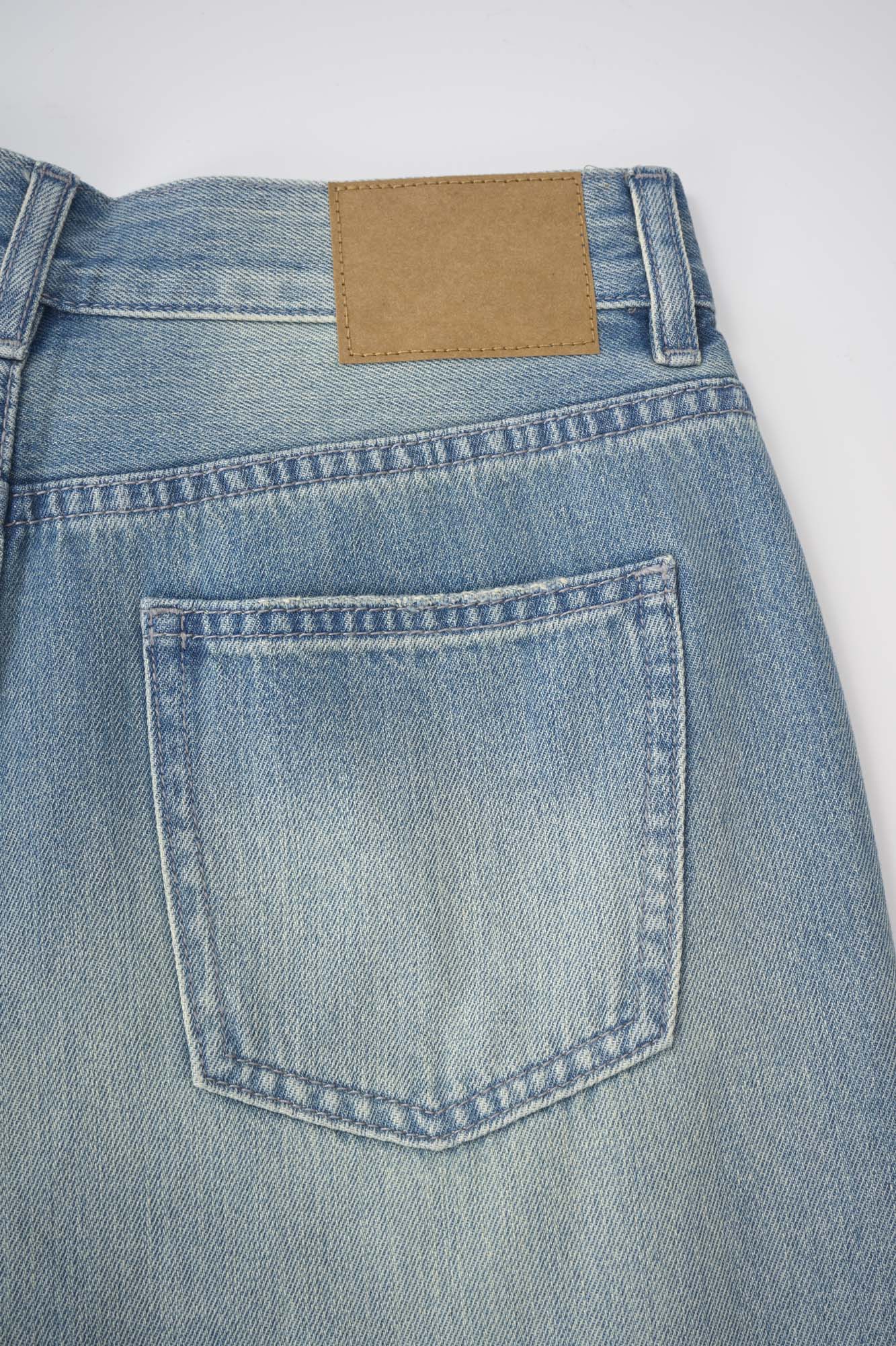 Women‘s Light Blue Cropped Wide Leg Jeans