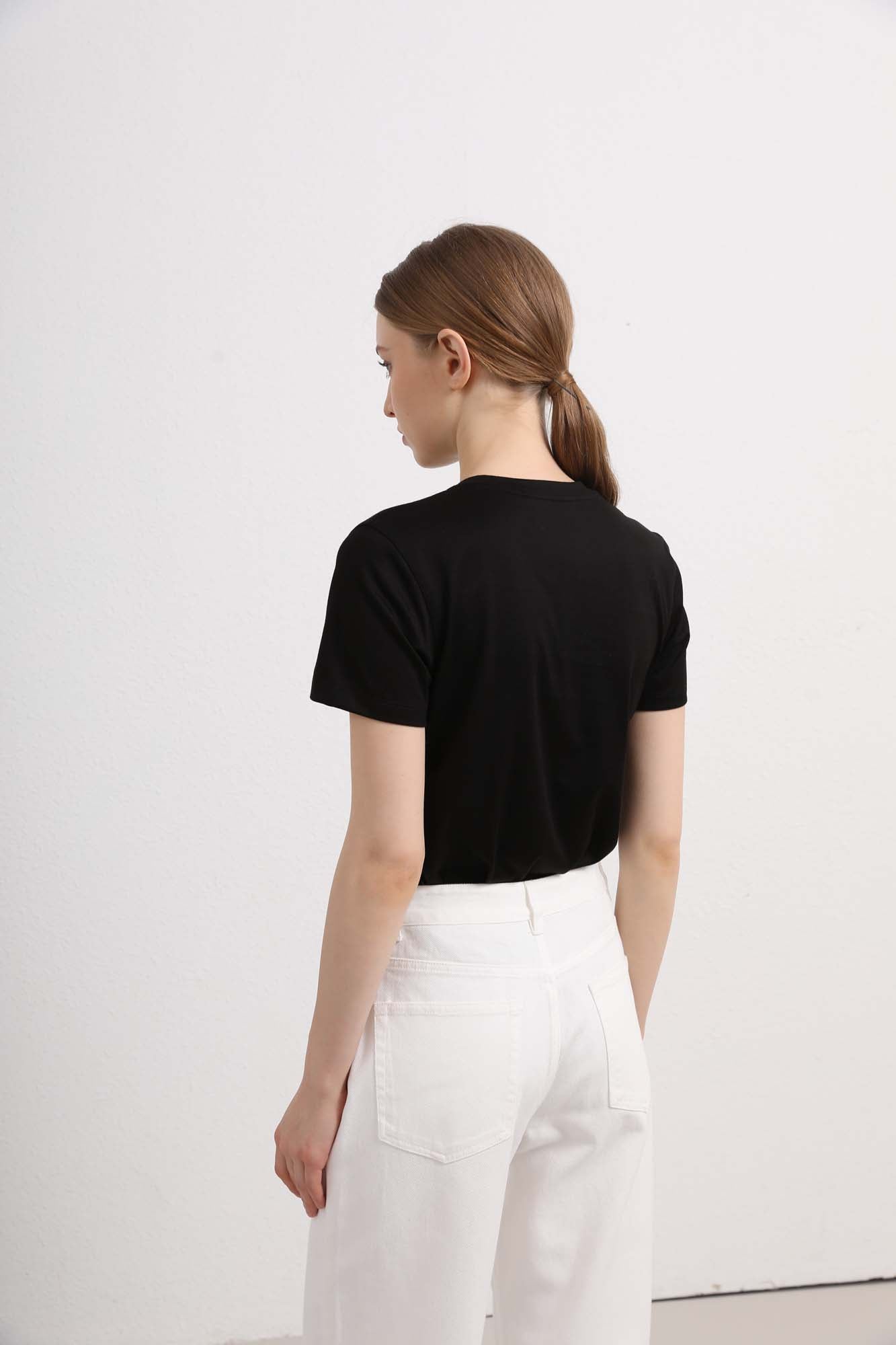 Womens Black Short Sleeve Classic T-Shirt