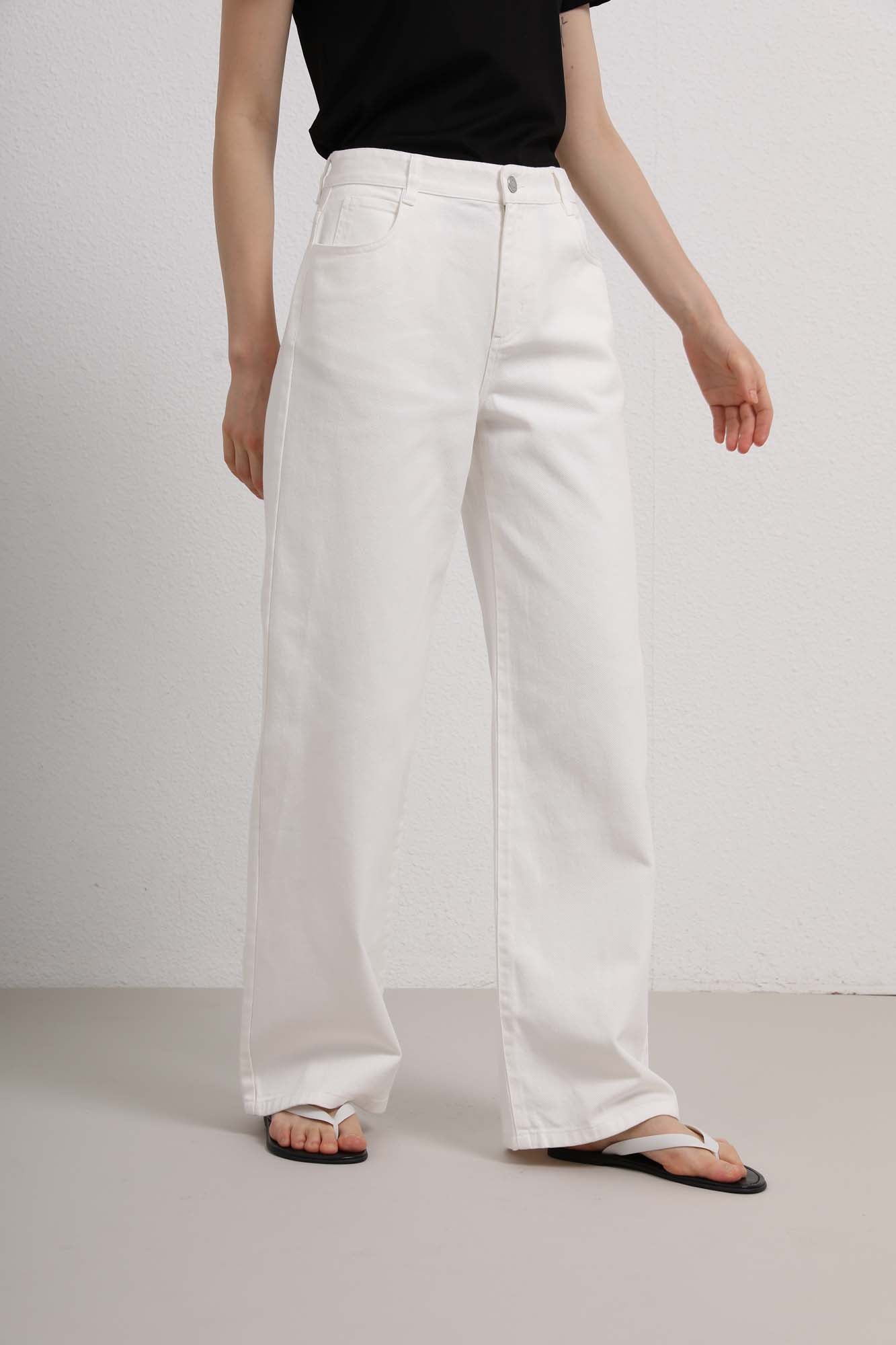 Womens White High-Waist Wide-Leg Jeans